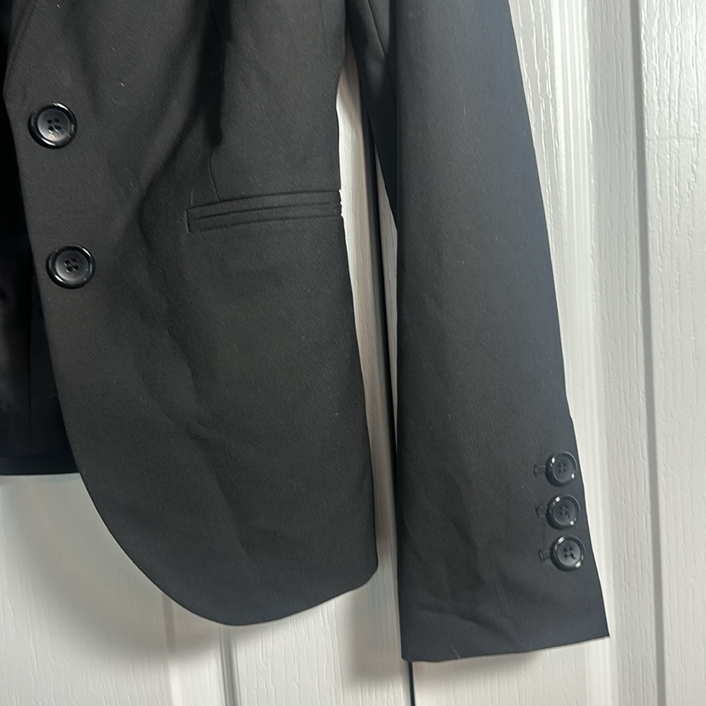 The Limited Sz 2 Suit Jacket black - EUC - Picture 2 of 6